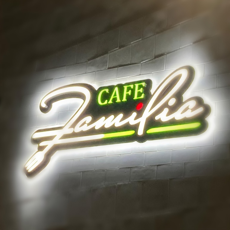 Cafe Familia